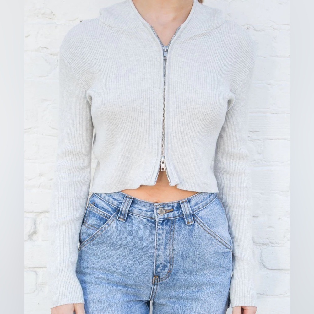 Brandy Melville dual zip arden sweater